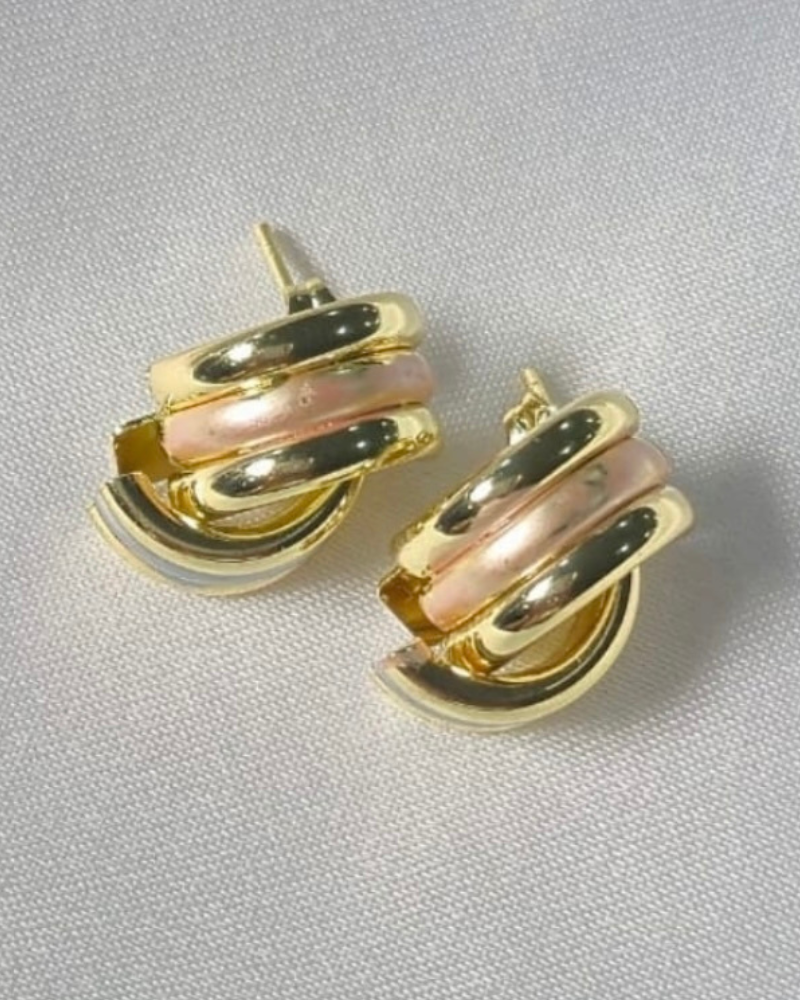 Aretes DUHERSH Dulce Nudo Rosé – Dorado  Detalle Rosado